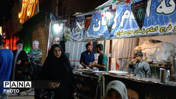 گذری بر چایخانه امام زمان (عج) در چهل و پنجمین شب از اجتماعات مردمی 