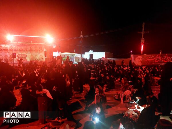 آیین سوگواری شب‌های محرم در هیئت مکتب‌الزهرا(س) حاجی‌آباد