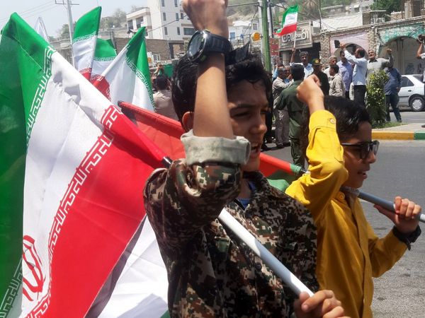 خروش آحاد مردم میناب در جمعه خشم و نصر 