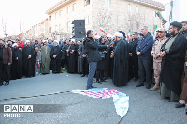 اجتماع خونخواهان و منتقمین شهادت حضرت آیت الله الامام شهید سید علی خامنه ای در پردیس