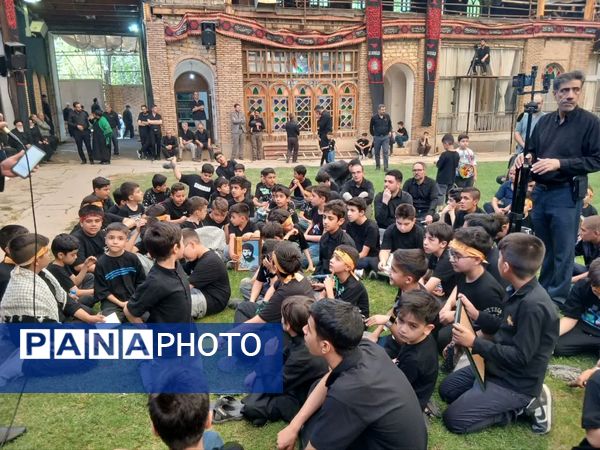 مراسم احلی من العسل در خوانسار