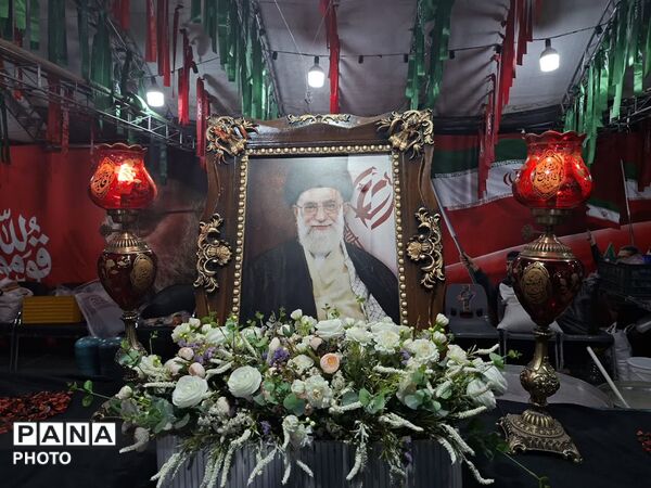 تهران در جشن بزرگ «امت احمد» به استقبال میلاد پیامبر(ص) و امام صادق (ع) رفت