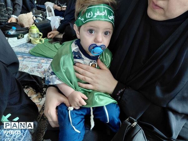 ادامه مسیر کربلا با شیرخوارگان حسینی