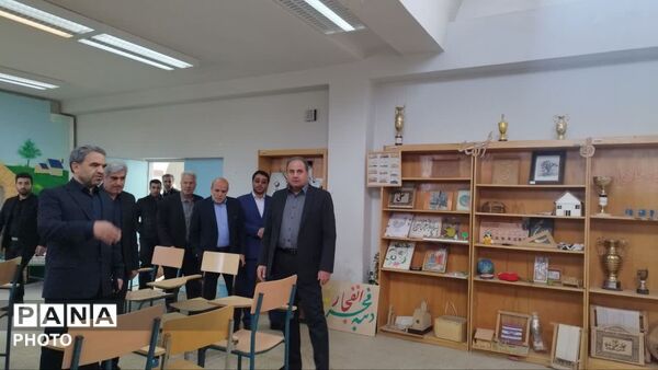 بازدید معاون وزیر و مدیر کل آموزش و پرورش آذربایجان شرقی از کانون فجر و باغ معلم اسکو