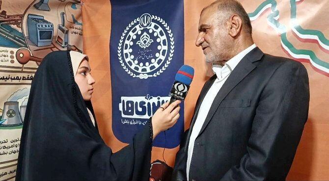 بازدید مشاور وزیر آموزش و پرورش از فعالیت موکب «با انرژی ها» در قم