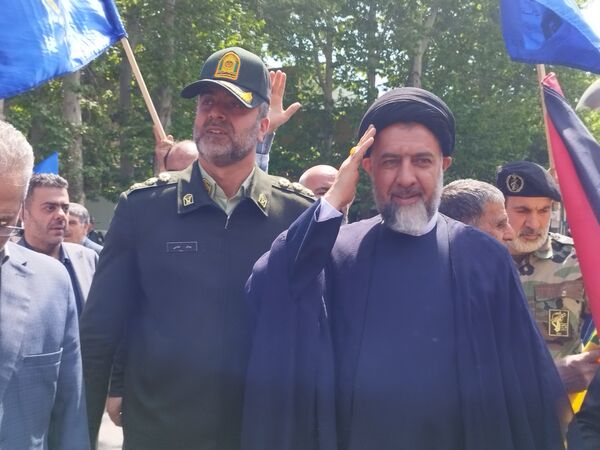 حمایت مردم شهریار از عملیات «وعده صادق»