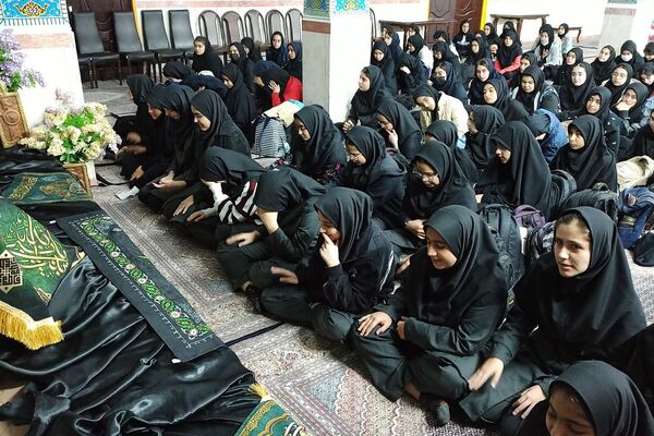 برگزاری مراسم به مناسبت ایام فاطمیه در مدارس ناحیه دو شهرری 