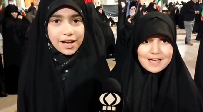 ما انتقام خون امام شهیدمان را می گیریم