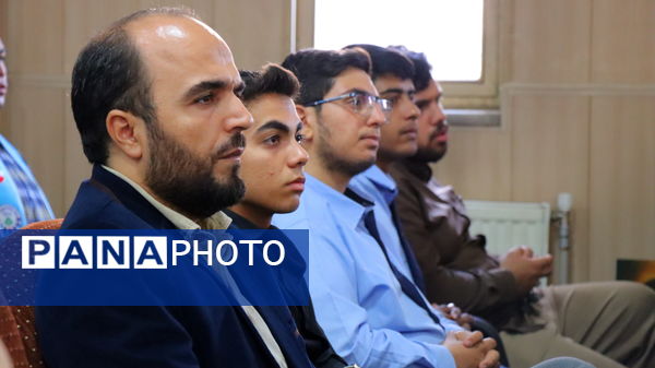 افتتاحیه دوره تربیت روایتگران قصه فلسطین در شهرستان پاکدشت 