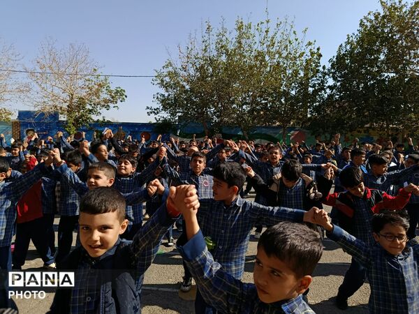 پنجمین آیین «سه‌شنبه‌های مهدوی» در آموزشگاه شاهد شهید محمد جنیدی 