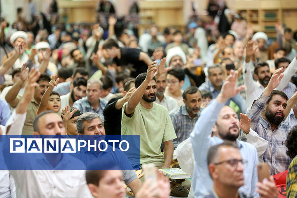 مراسم جشن میلاد پیامبر اکرم(ص) و امام جعفر صادق(ع) در حرم حضرت معصومه(س)