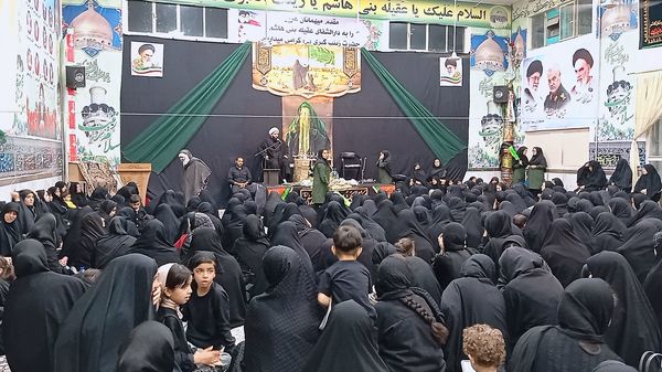 سومین شب عزاداری سیدالشهدا (ع) در فرح‌آباد کاشمر