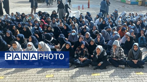 مانور زلزله در دبیرستان شاهد شهید حمامی ناحیه۶ مشهد