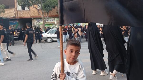 عزاداری کودکان به عشق امام حسین (ع) 