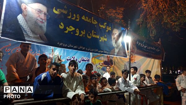 با نزدیک شدن به محرم حسینی، تجمعات مردمی شوری دیگر گرفت