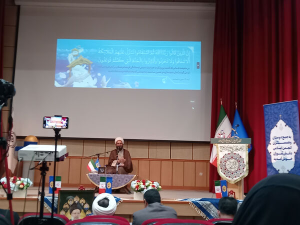 اختتامیه و تقدیر از برگزیدگان سیزدهمین جشنواره مدرسه انقلاب در قم