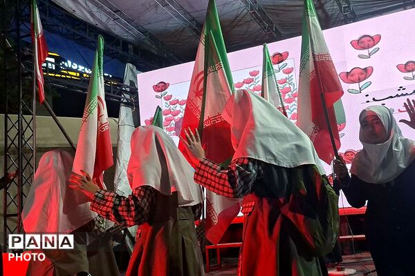  نقش‌آفرینی تربیتی مدارس ورامین در دفاع از جبهه مقاومت