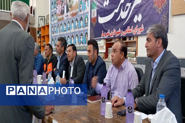 میز خدمت با حضور رؤسای ادارات در شهر بار