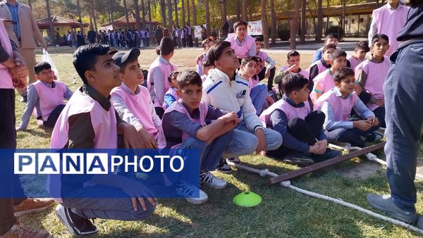 بازدید مدیرکل مدیر بحران استانداری اصفهان از اردوهای طرح تمشک استان اصفهان