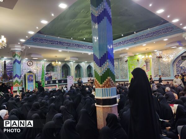 مراسم ‌چهلمین روز شهادت حضرت آیت الله خامنه و دانش‌آموزان میناب در روستای جابوز خلیل آباد