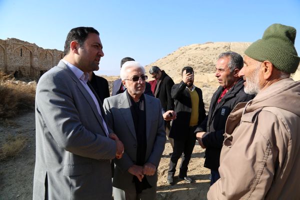 بازدید استاندار خراسان شمالی از دو کاروانسرای تاریخی شهرستان گرمه 
