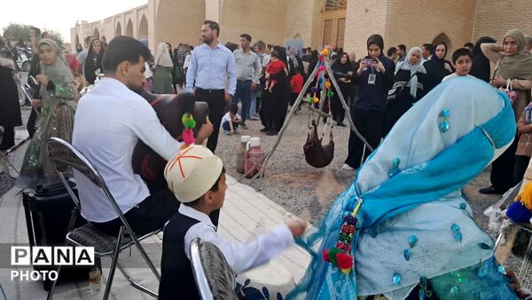 از ریشه تا رویش با حضور مسئولان استان یزد