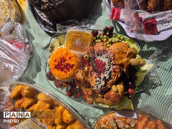 جشنواره غذا در مدرسه حکمت جعفرآباد استان قم