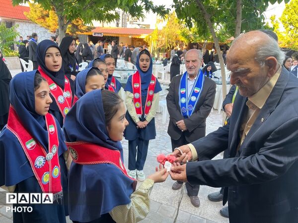 اوریگامی؛ نمایشگاهِ «صبر و هنر» در قلب ناحیه ۶