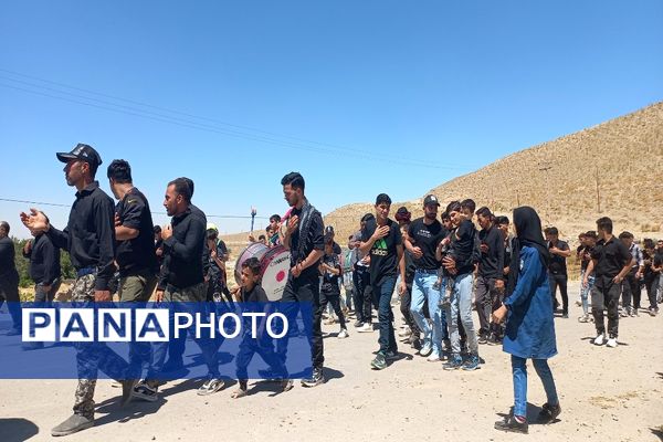 مراسم گرامیداشت تاسوعای حسینی در روستای گزکوه 