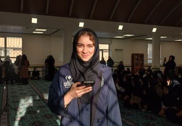 جشن یلدا با عطر مهر مادرانه در هنرستان دخترانه آسفالت طوس برگزار شد