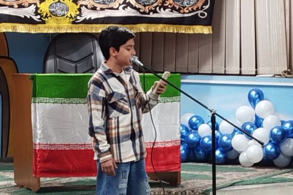 گردهمایی انجمن شعر و ادب فرهنگیان در دبستان طالقانی ناحیه دو شهرری 