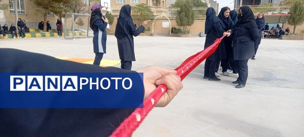 برگزاری المپیاد درون مدرسه‌ای در دبیرستان محمودیه تربت‌حیدریه