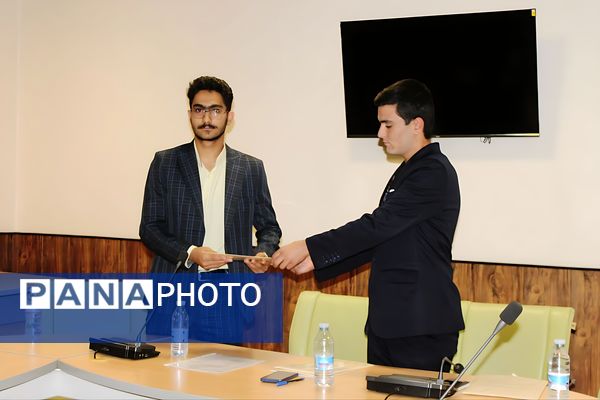 نشست شورای نوجوانان استان کرمان؛ از بیان دغدغه‌ها تا طراحی مسیر تصمیم‌سازی نسل نو