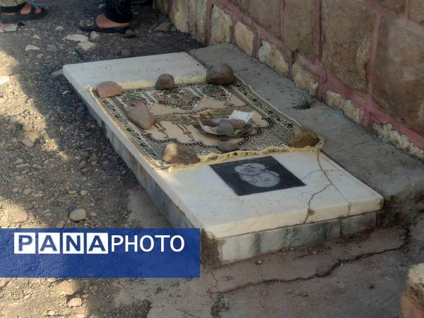 آیین جمع آوری نذورات مردمی در روز عاشورا 