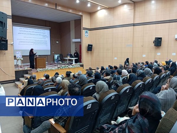 اولین جلسه بیلان هشدار  دبیرستان وکیلی ۹ در نیشابور