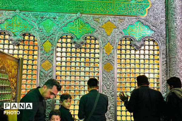 سوگواری تاسوعای حسینی در حرم مطهر امام رضا(ع)