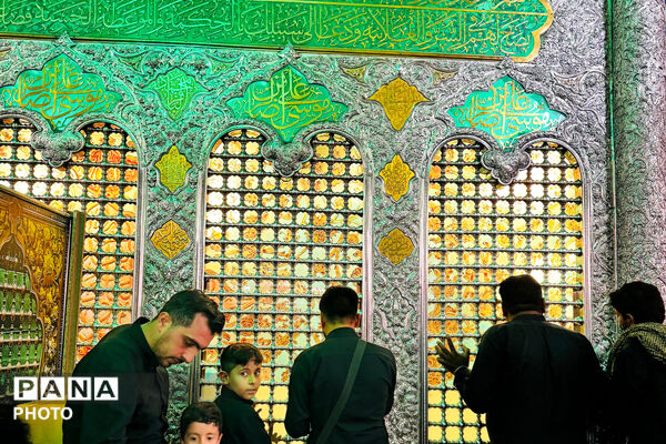 سوگواری تاسوعای حسینی در حرم مطهر امام رضا(ع)
