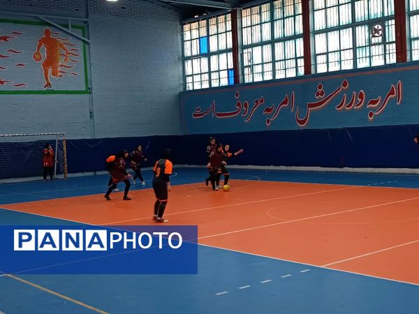 آئین افتتاحیه مسابقات فوتسال دانش‌آموزی منتخب آموزشگاه های شهرستانهای استان تهران به میزبانی ورامین 