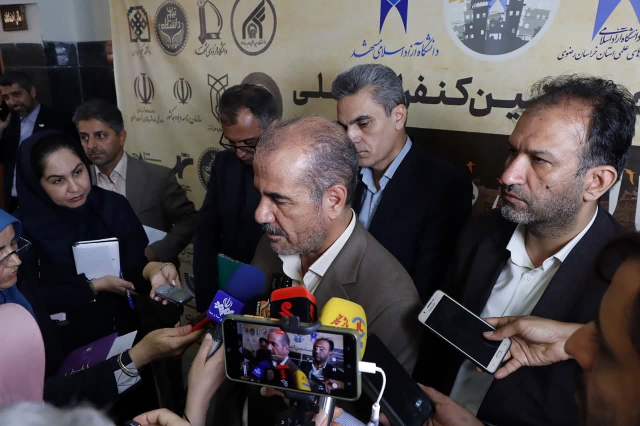 تداوم بی‌توجهی به ساماندهی جمعیت حاشیه‌نشین، هزینه‌های سنگین به دنبال دارد