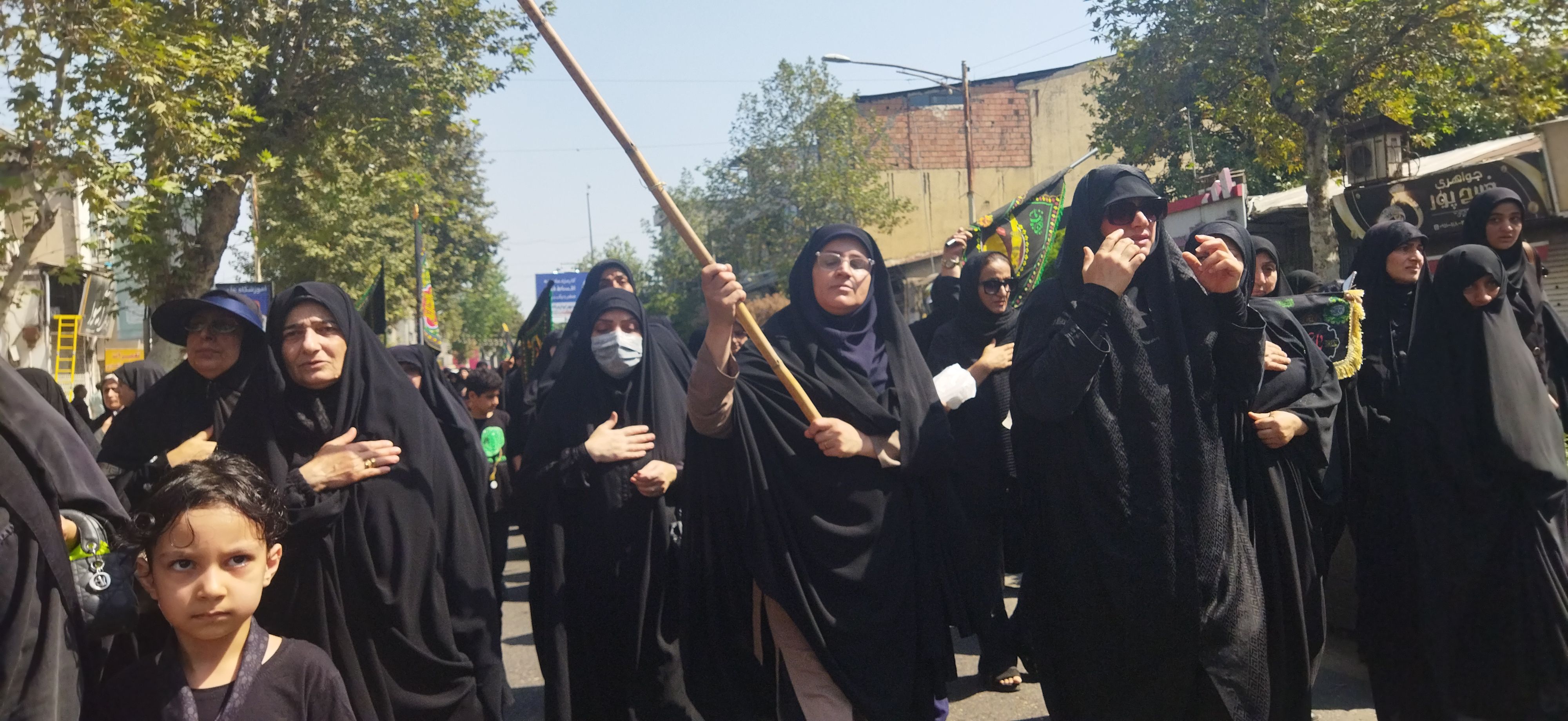 راهپیمایی عزاداران قائمشهری در سالروز رحلت رسول اکرم (ص) و امام حسن مجتبی (ع)