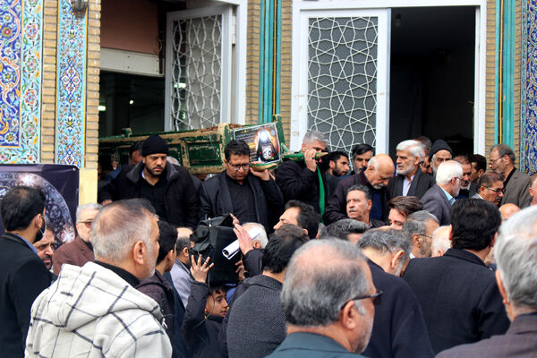 مراسم تشییع مادر شهید «حسین بی‌تا» در قم