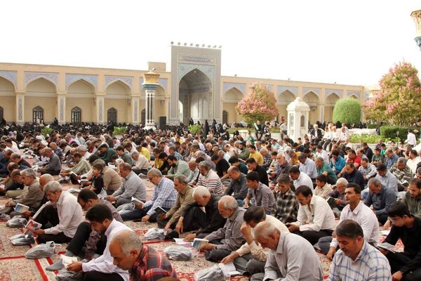  مراسم دعای پر فیض عرفه و مناجات عاشقانه امام حسین(ع) در زیارتگاه شهید آیت ا... مدرس(ره)