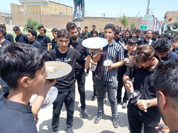 بزرگترین همایش روز عاشورای حسینی در دهنو خلیل‌آباد