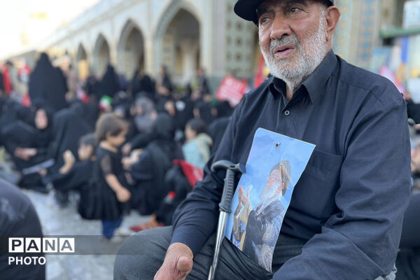مشهد در سوگ؛ بدرقه باشکوه رهبر شهید انقلاب در جوار بارگاه رضوی