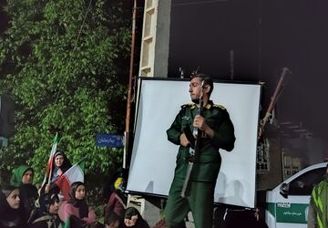 آموزش نظامی همگانی در حسینیه شهدای شهر بار