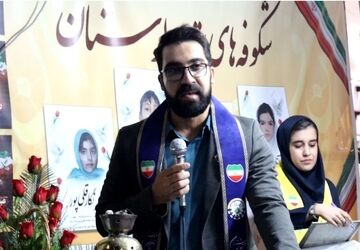 مراسم سالروز سازمان دانش آموزی را در دل مواکب و اجتماعات شبانه مردمی برگزار کردیم 