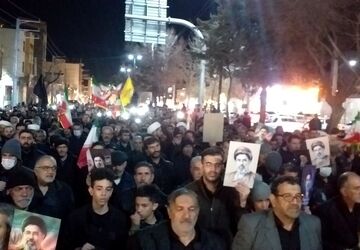 مردم شهرکرد با ولایت بیعت کردند که میدان خالی نشود