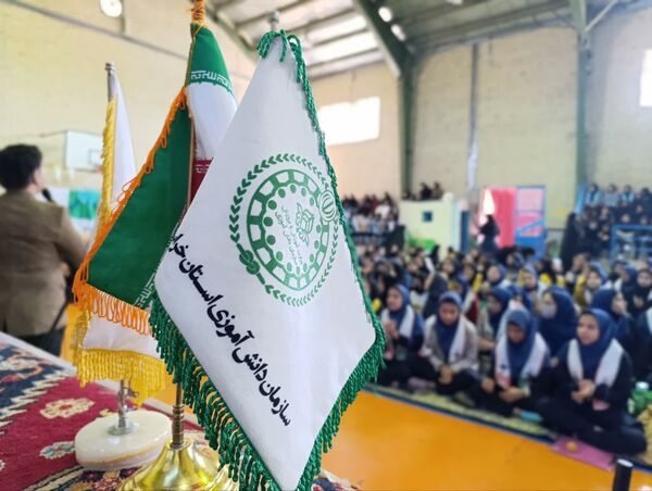 اجتماع بزرگ یاوران انقلاب، پیشتازان مقاومت در شهرستان فاروج 