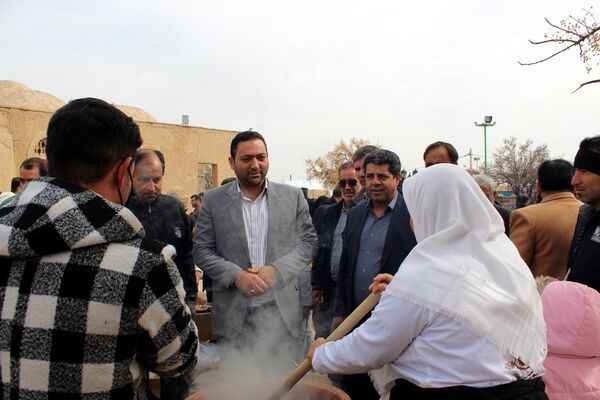 دهمین جشنواره سمنوی شهر درق 