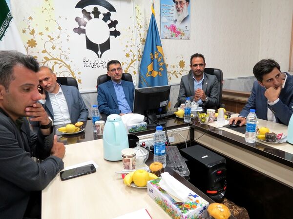 نشست معاون پیشگیری و تشخیص توانبخشی سازمان آموزش پرورش استثنایی کشور با مدیران مرکز  استان